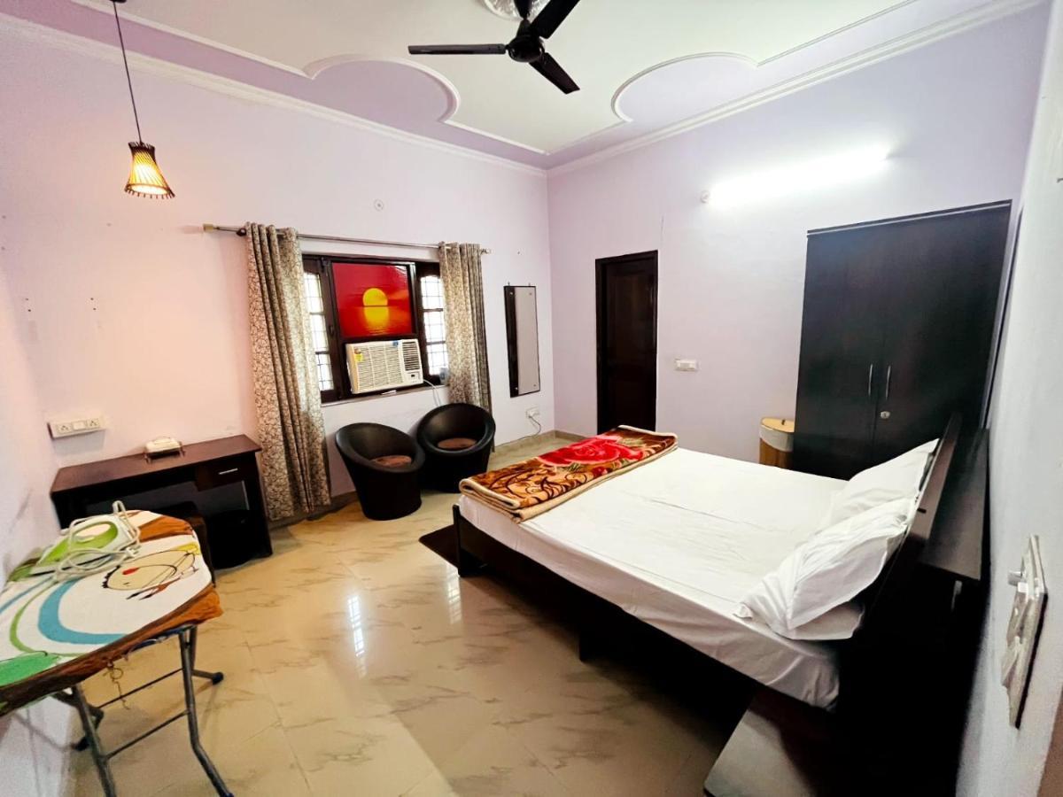 Sugandhim Kutir Leilighet Dehradun Eksteriør bilde